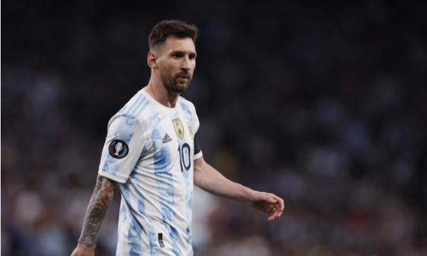 子女孝不孝，从这2件小事就能看出来，全中的家庭多半是上辈子积了德